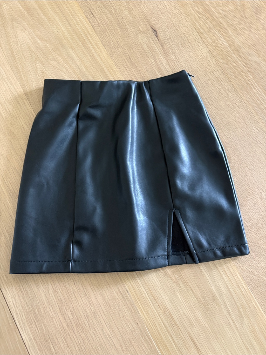 Robertson Rodeo Faux Leather Kids Skirt Size Xs Black.